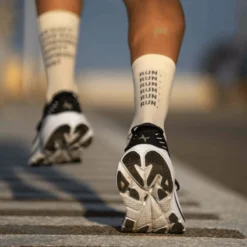 Calcetines Sporcks Just Run Crema Gris -Open Cup Lingerie Shop calcetines sporcks just run crema gris 2