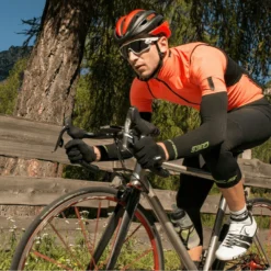 Chaleco Q36.5 Vest L1 Essential Naranja -Open Cup Lingerie Shop chaleco q365 vest l1 essential naranja 2